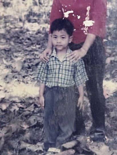 icutmyheart0's tweet photo. เด็กดื้อคนนั้น โตมาเป็นสัตวแพทย์วันนี้ ㅠㅠ 🩷

#mixxiw @wixxiws https://t.co/7eDgS9ordf
