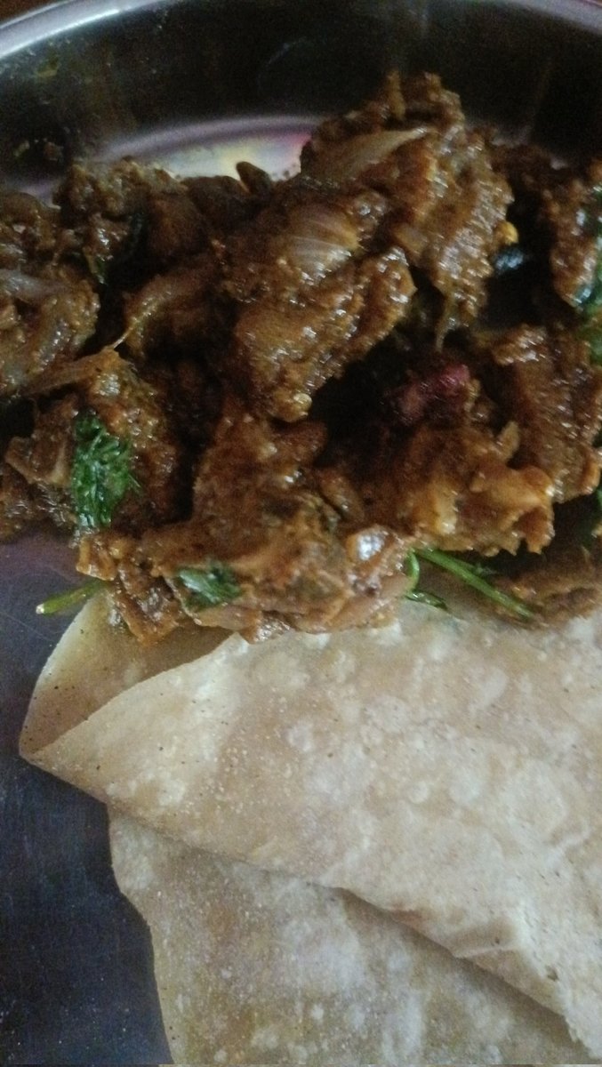 Exist2RecivLuv's tweet photo. Cravings are strong...hmm https://t.co/kZNPml0ch2