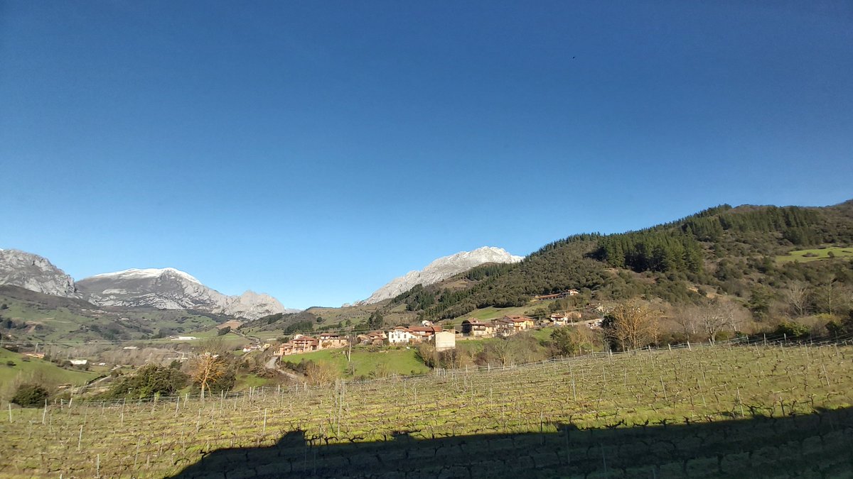 Apez140's tweet photo. #Momentos
Tan sólo...🧚♂️😎
#Aliezo #Liébana #PicosDeEuropa #Cantabria #NorthernSpain #Magia y #Belleza #Inmensas #TourismSpain🇪🇦 https://t.co/4fsLwlLqdq
