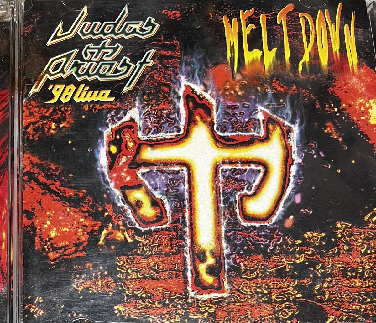 youtax's tweet photo. おっさん、鬼神の如く歌ってるがな!
#nowsing Diamonds Rust / JUDAS PRIEST https://t.co/pDa6OMGOZs