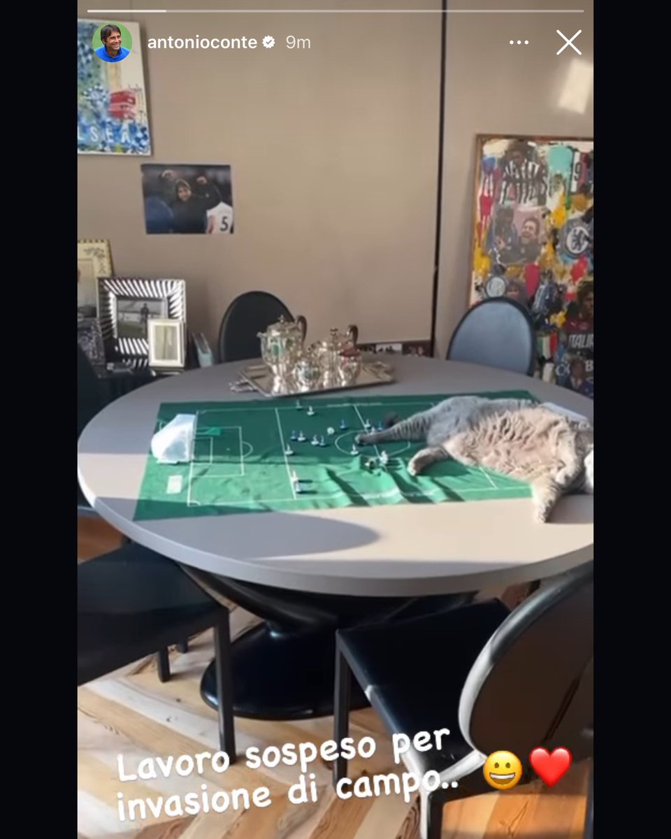 milanistsemper's tweet photo. Conte già prepara la tattica 😂 https://t.co/tiFXWCeIKF