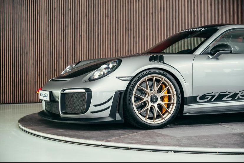 Jordan92338366's tweet photo. 991.2 GT2RS MR 🔥🏁 https://t.co/1ZmSc22wjU