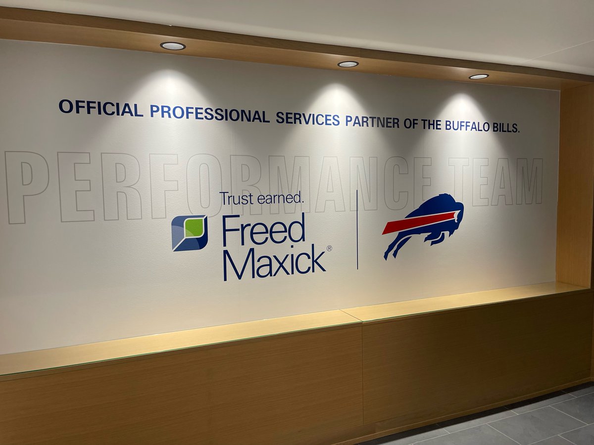 FreedMaxick's tweet photo. Performance Team Roster:
AFC East Champions, The @BuffaloBills and Official Professional Services Partner of the Buffalo Bills, Freed Maxick CPAs
🤜🤛

Thank you @VSPGraphicGroup for bringing the Bills spirit to our office!
#GoBills #ProfessionalServicesPartner https://t.co/oPlwVSxrqI
