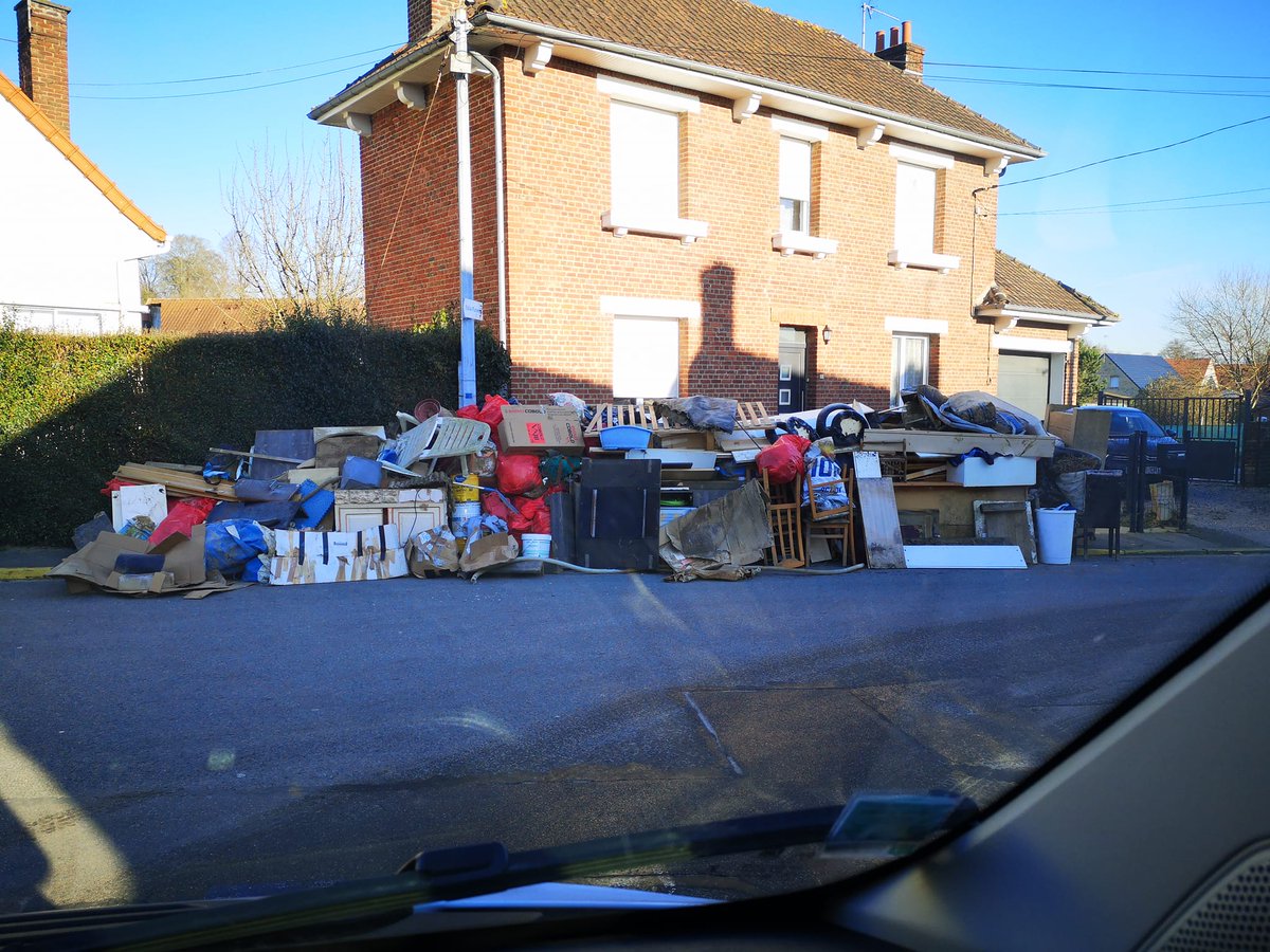 protecivile10's tweet photo. [Aide aux populations sinistrées par les inondations du Pas de Calais]
Suite des aventures pour Didier et Jean Claude, actuellement en renfort dans le Pas de Calais.
Pour leur 2 ème jour d'intervention, Didier et Jean Claude https://t.co/WGUz9fAlzX