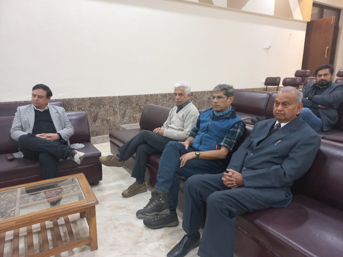 rakhshas's tweet photo. Meeting with #Meerut chapter of IIA today. Apprised the new initiatives by @UPSIDA towards #EODB... https://t.co/zTugwMsyKo