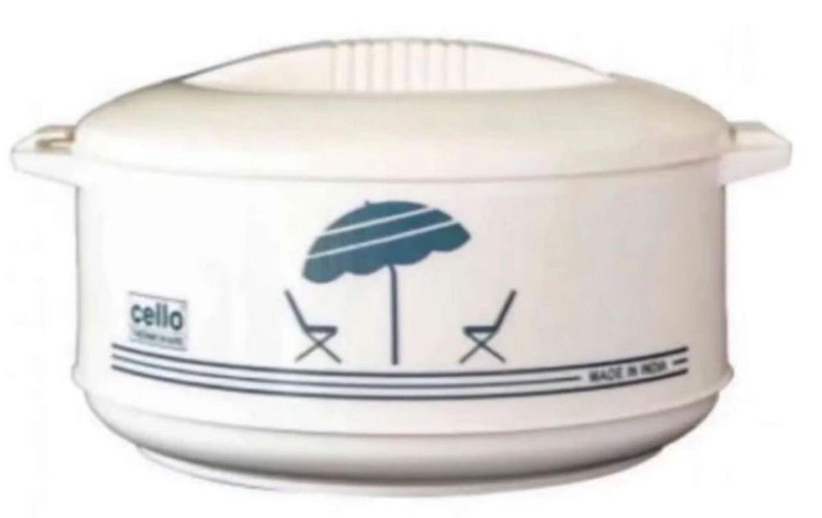 حتى وهو فاضي تحس فيه معكرونية حمرا مع لحم مفروم