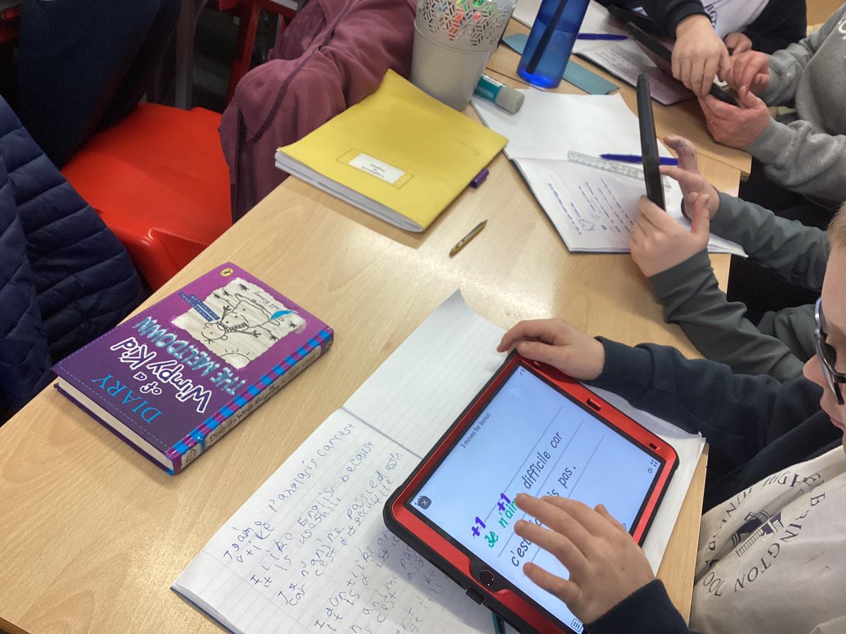 HBJSCH63's tweet photo. 🇫🇷 In our French lesson today, we had a go at playing a game where sentences were jumbled up and we had to re-order them to make sense 🇫🇷
#HBJSFRENCH
#HBJS5L https://t.co/uADqoV6yHH