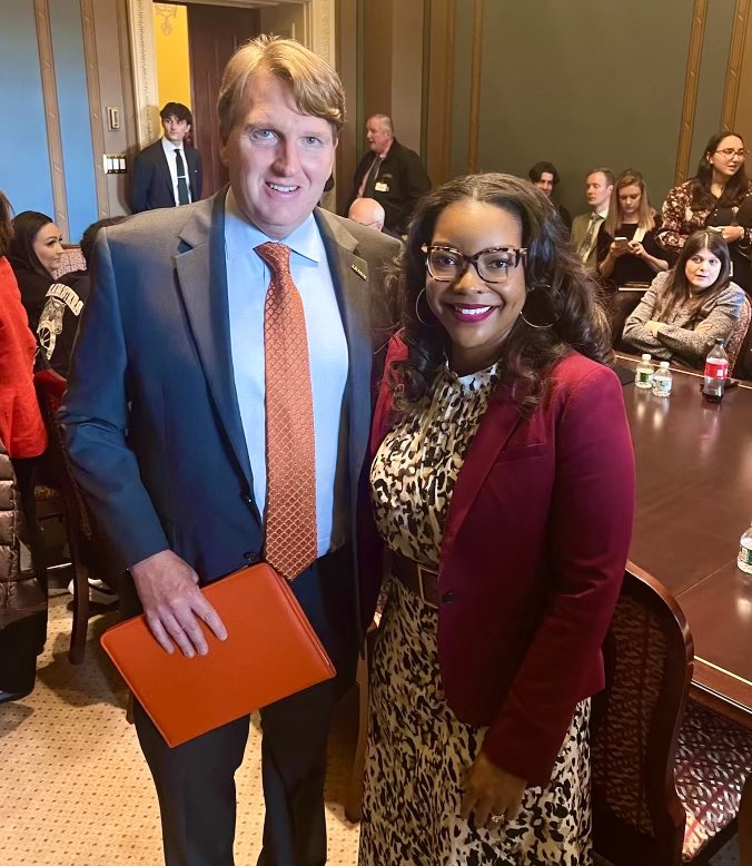 Wednesday, I attended a @labor_caucus meeting with @liuna <a href="/GPBrentBooker/">@GPBrentBooker</a> where we discussed how investments from the historic Bipartisan Infrastructure Law are creating good-paying, union construction jobs in areas across the country just like #OH13.