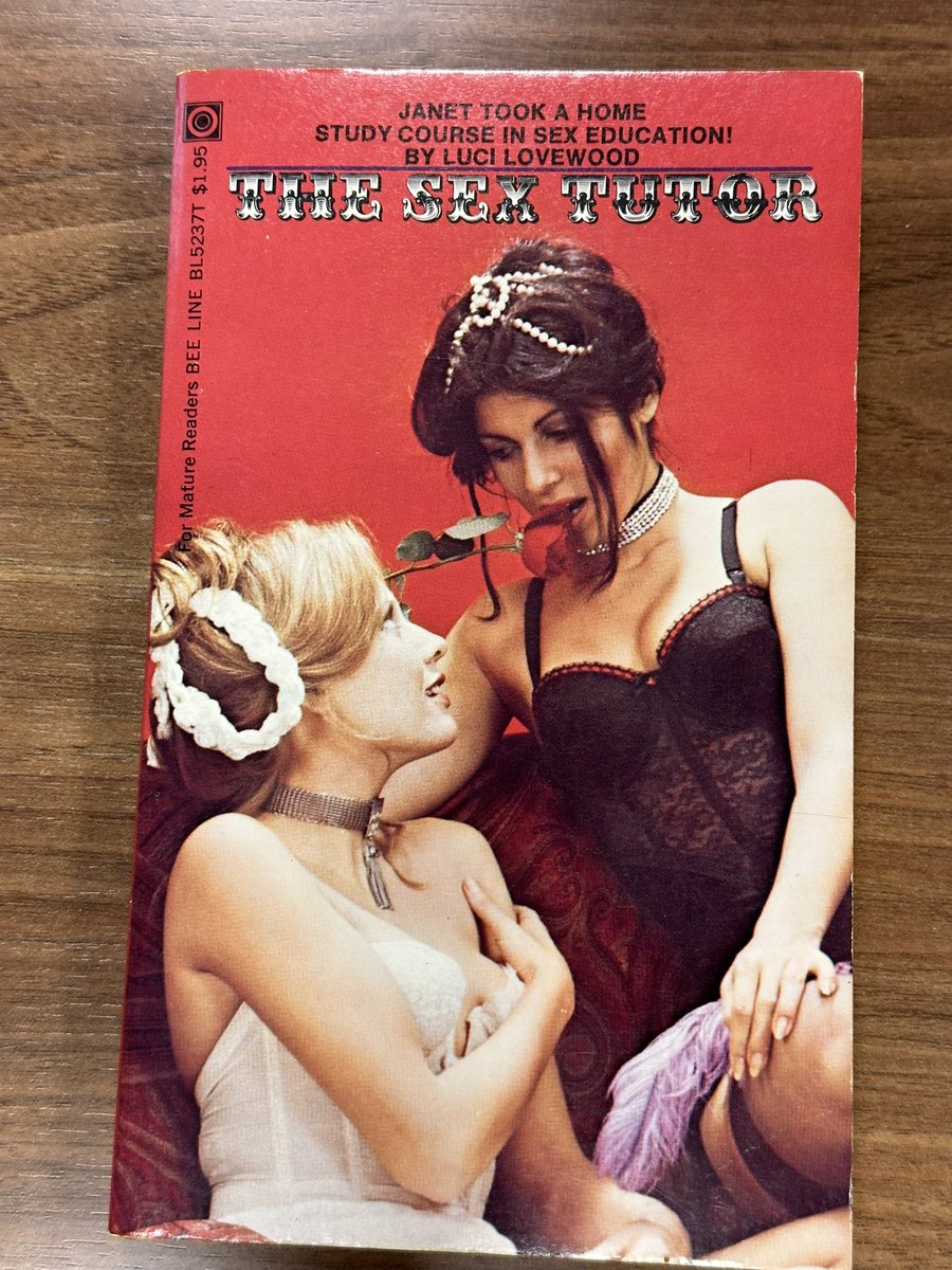 arkhamlibrarian's tweet photo. Highlists from this week’s Kinsey visit. All published by Bee-Line, which had a penchant for exclamation marks. “The Other Woman!” was written by Karl Edward Wagner under a pseudonym and is pretty hilarious. #DailyPaperback https://t.co/1YyrJLPvIy
