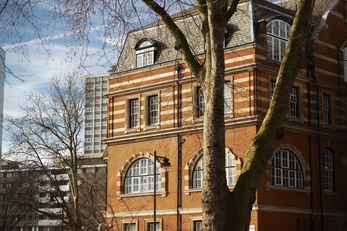 PhD studentships at the School of Communication &amp; Creativity nurture future leaders in journalism, creative and cultural fields.

Funding is available for UK, EU, and international students. 

Closing application date: 29 January 2024 

Find out more ⬇️
ow.ly/Pmm250QqpcH
