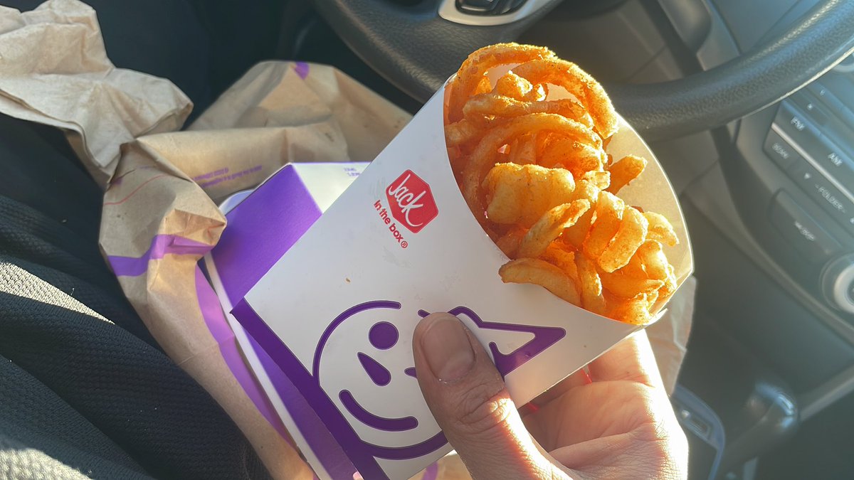 PEAVY214 tweet media