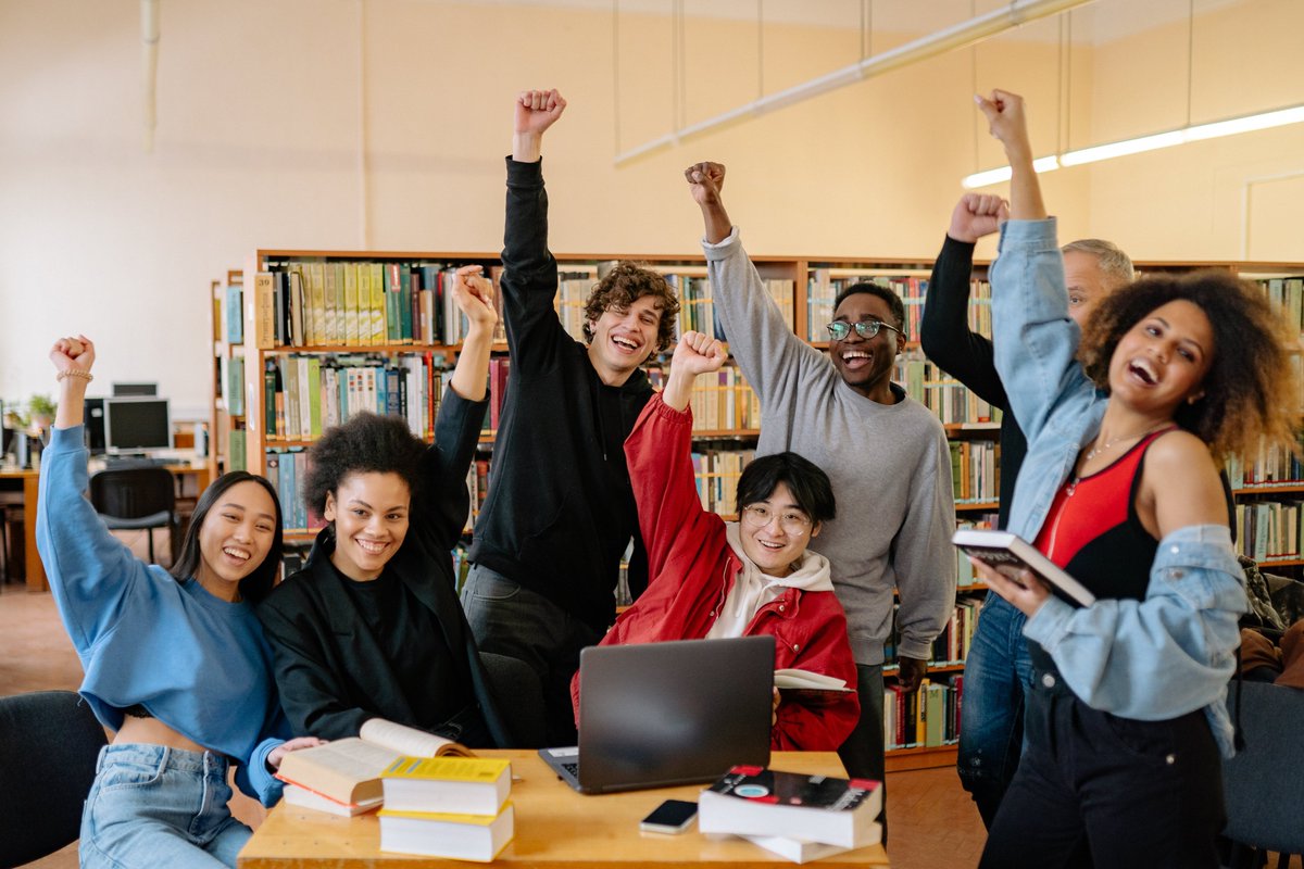 grabmyessay's tweet photo. 📈 Dive into the world of economic insights with our Economics Essay Writing Service! 🌐✍️ Explore expertly crafted essays at https://t.co/9HCo6REsS2. Let your ideas flourish! 💡📚 #EconomicsEssays #AcademicExcellence #GrabMyEssay 📊🔗 https://t.co/KIcC2JHagb