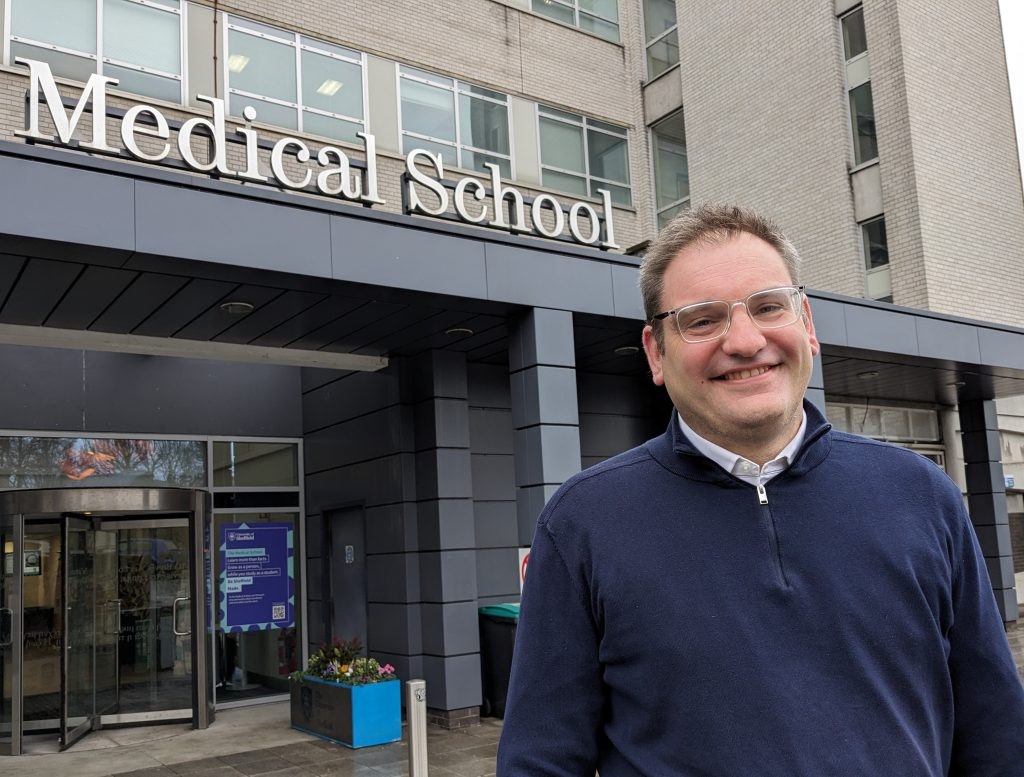 👏 Congratulations to Dr David Partridge who has started a two-year term as President of the British Infection Association
Who aims to use his expertise and skills in improvements in infectious diseases and microorganisms

Full Story sth.nhs.uk/news/news?acti…