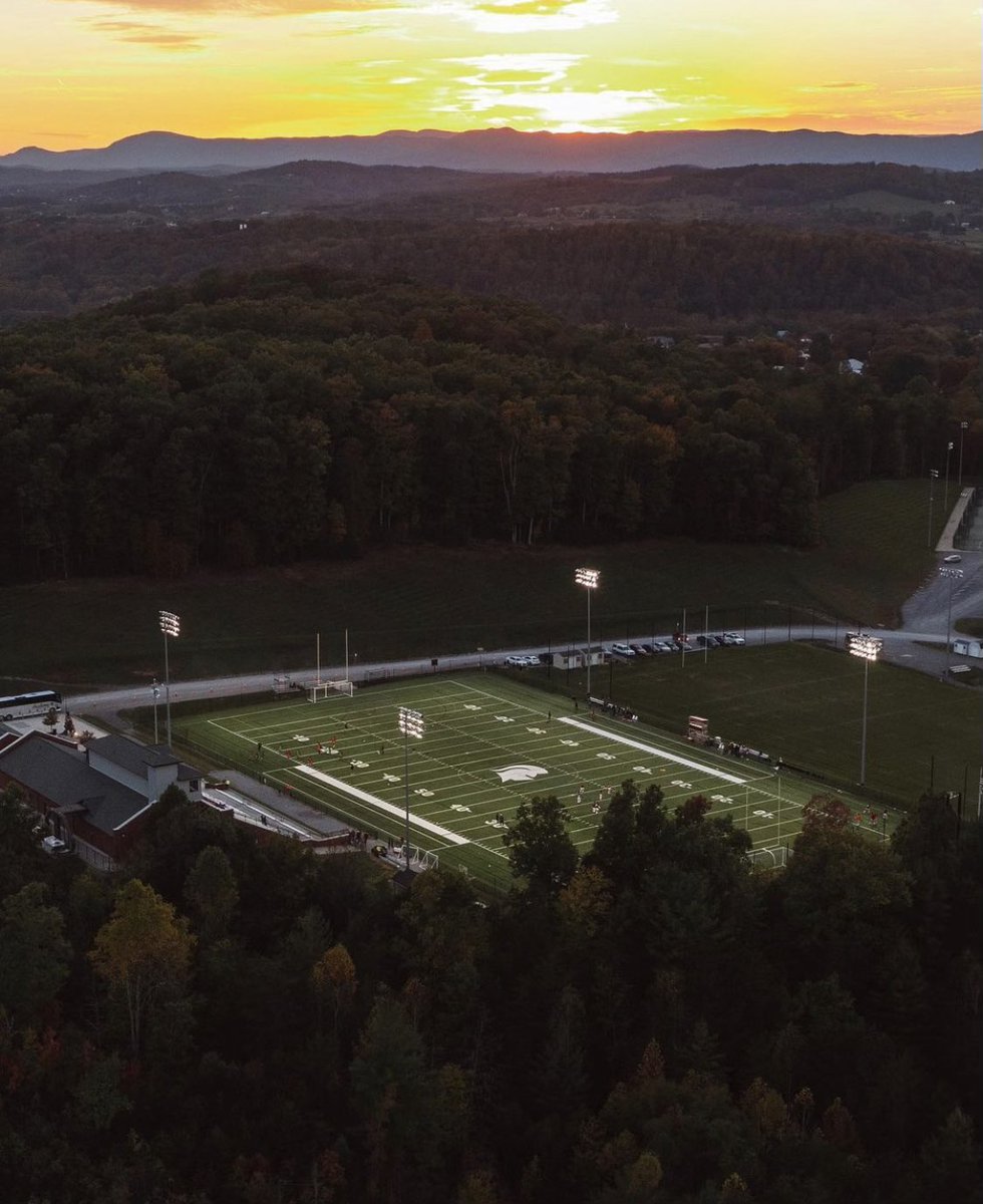 CoachJoeDuPaix's tweet photo. What a view from THE BV!!!
Great things happening right here!!
Ballers will be on campus to see what Southern Virginia University has to offer and weโre so Fired Up for them!
#LetsGo
#KnightsEdge ๐ก๏ธโ๏ธ https://t.co/fvh09FZMEA