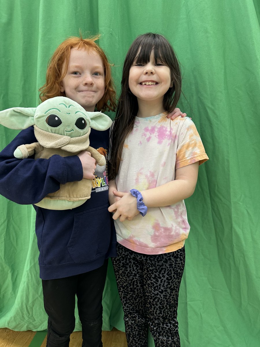 All smiles at camp! 💗💗💗
#holidaycamps #holidayclubs #oxfordshirechildcare