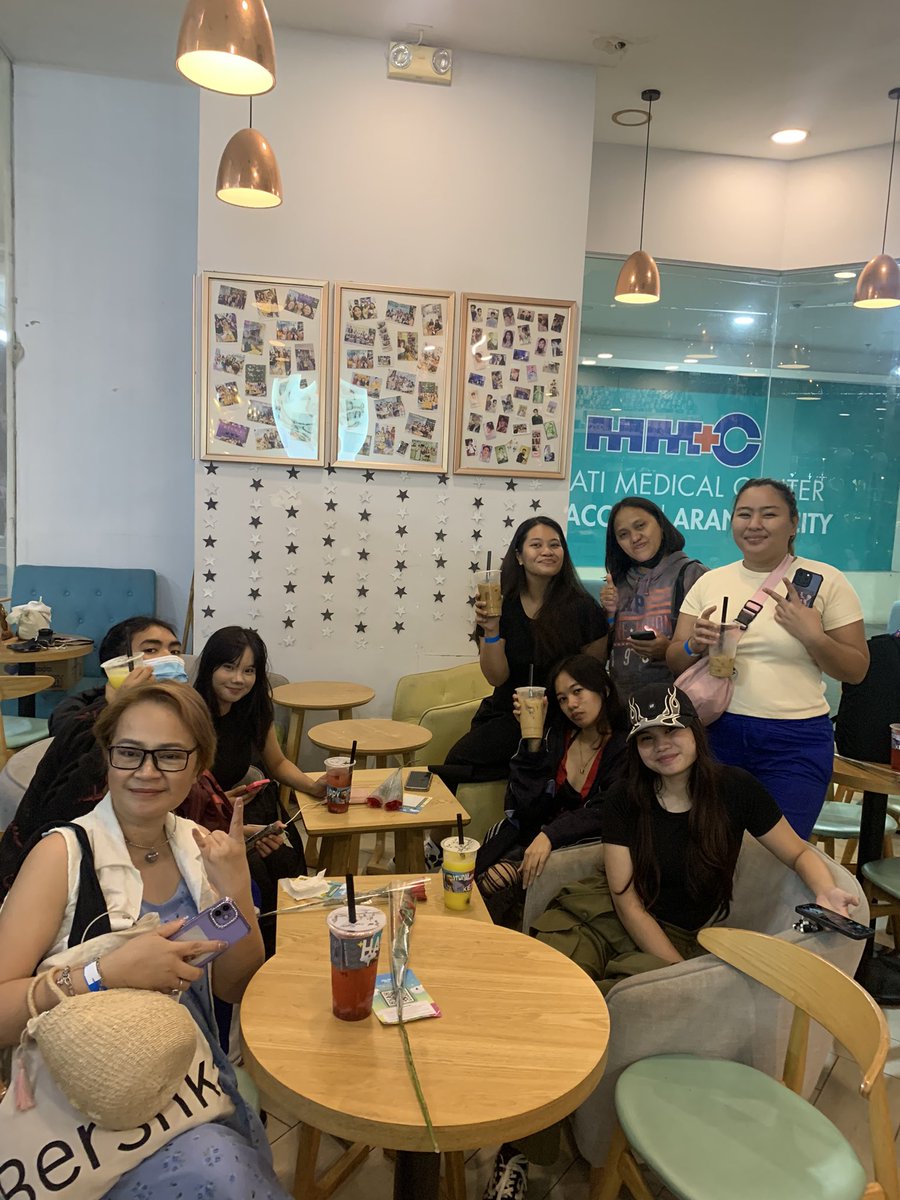 heymindreader's tweet photo. @felipsuperior @team_superiors Carry on, mga kaps! #FELIPCity #Batch4 #AranetaCity @team_superiors 

@luvsjsh @DictoZerline @ElaineJoyceBCo1 @kengumshi @trix_felip @kenspensive 🤘 https://t.co/cIiBHxq6Qg