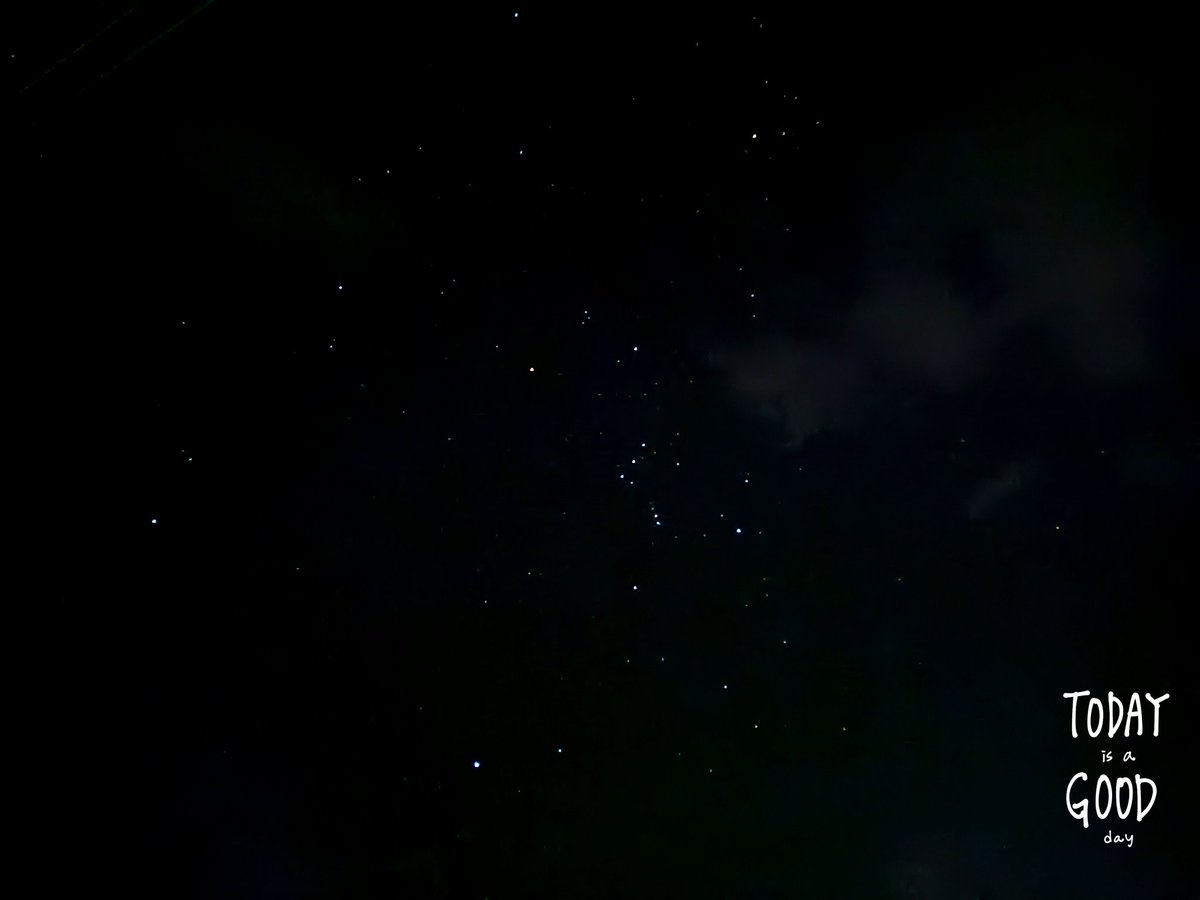 mamakeity's tweet photo. 今宵は中1長女とウォーキング。
「星がきれいだね」なんていいながら。それほどまでに、すてきな星空で、感動。
ひとりより、ふたりのがいいね。一緒に歩いてくれて！ありがとう。 https://t.co/nCJ6ioWfL8