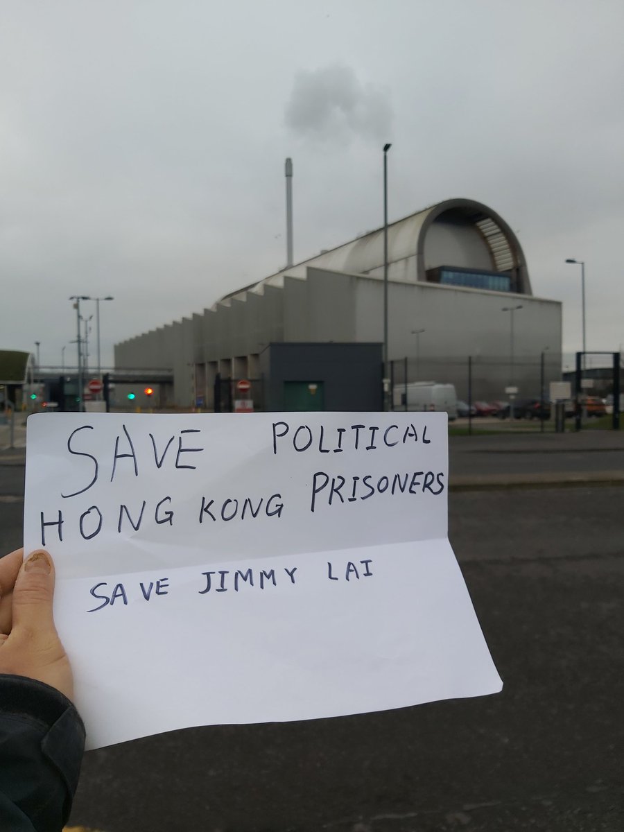 GordonJ715's tweet photo. #saveHKpoliticslprisoners
#savejimmylai
#notguility
#HK47 
#eastleedsrecyclecentre https://t.co/Ns1q8ujk24