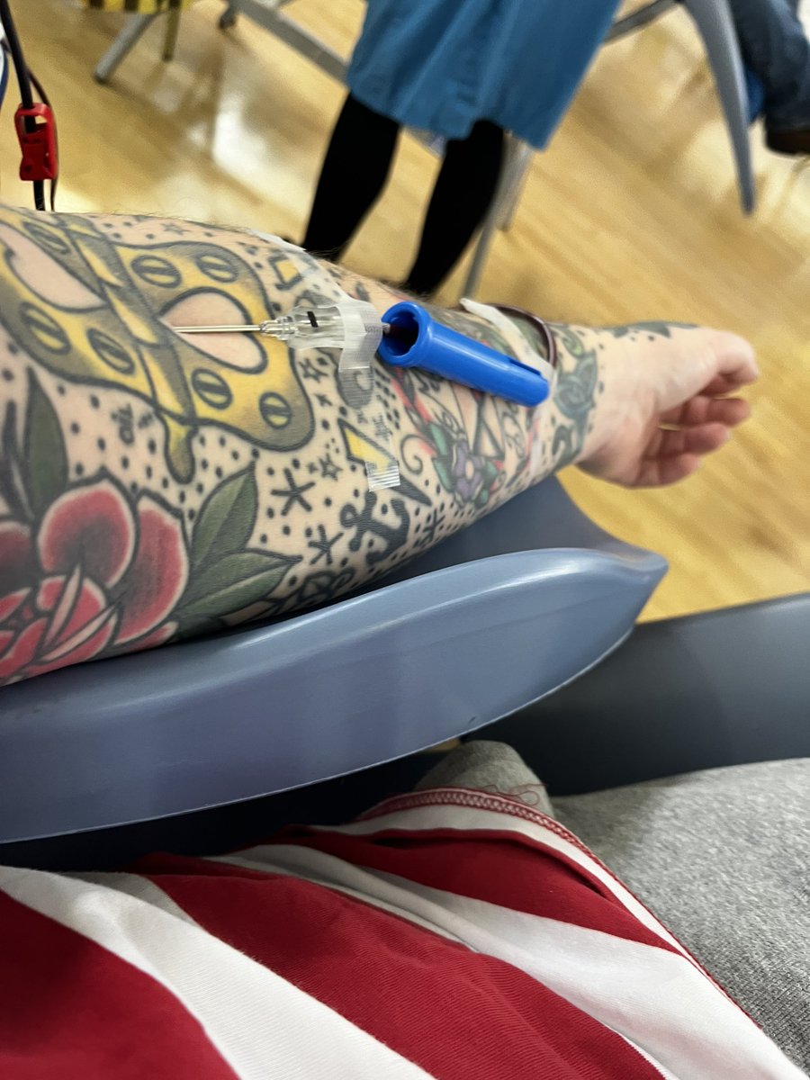 Gavin n Kelly Jones tweet media