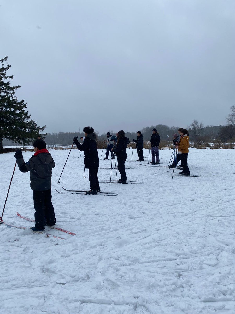 Great first week back with Grade 8s from @DonviewMS So excited for the first ski of the year! #outdooreducation #tdsb #takeyourlearningoutside #albionhills