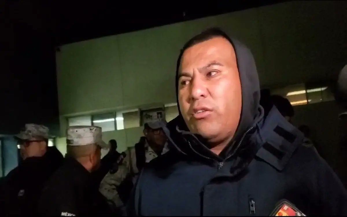 Riodoce_mx's tweet photo. #Tijuana | El #fotoperiodista #JesúsAguilar fue privado de su libertad por elementos de la #GuardiaNacional, pertenecientes a la patrulla GN303313, mientras realizaba su trabajo en la cobertura de un homicidio en Tijuana, Baja California. https://t.co/aCzrsSQyyO https://t.co/eF0BGagyJw