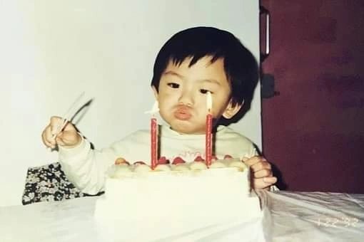 ERRROR_hkfan's tweet photo. 193 Happy birthday
33豬明天下午三點將會於九展中庭舉行生日會🎂
歡迎大家嚟湊熱鬧🥳
#193 #Deniskwok193 #Deniskwok #Denis #error193 #error193郭嘉駿 #郭嘉駿 #viutv #ERROR #ERROR404 #ERRORWEARE #ERRORFAN #ERRORHK #happybirthday #birthday #九展 #宇宙天團error #宇宙天團 #生日會 https://t.co/61nGu5QIz8