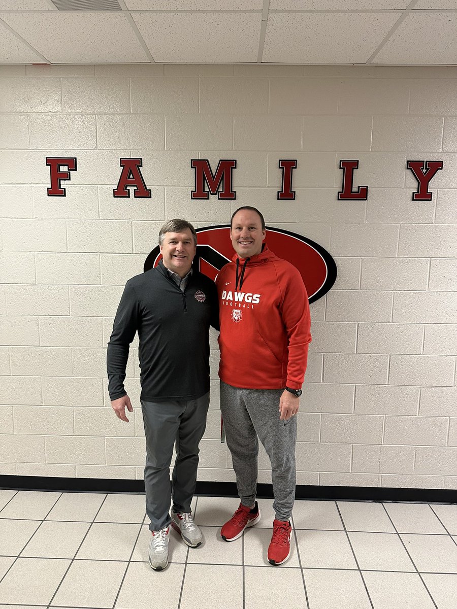 KirbySmartUGA's tweet image. #FirstDayOut
#GoDawgs