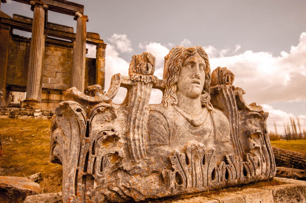 ArgosKS's tweet photo. 15-17 Mayıs tarihleri arasında İstanbul Lütfi Kırdar Uluslararası Kongre ve Sergi Sarayı’nda yapılacak Heritage İstanbul, bu yıl kurumsal dokümanlarında Kütahya Çavdarhisar'daki Aizanoi Antik Kenti’ni kullanacak. https://t.co/yzjgvJKIe8
