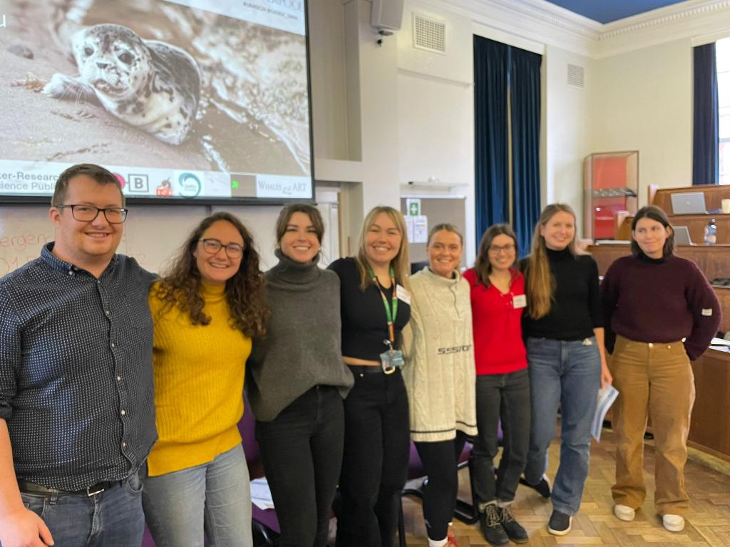 That's a wrap on #UKIRSC24 and my 2nd and final year on the <a href="/UKIRSC_SMM/">UKIRSC MarineMammals</a> committee! I've absolutely loved every second of it and all of the gorgeous #marinemammal enthususiasts I have met in the process. Particularly this incredible bunch! 🦭🐬🐳