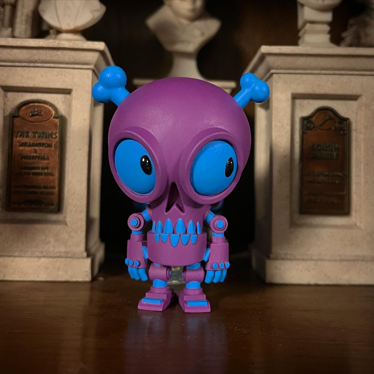 umetoys's tweet photo. By the power of grayskull! @deadgreedy mentioned I should do a paint job based on #skeletor and it would have been rude not to. #umedroid #umedroids https://t.co/fRKfq2ZhBH