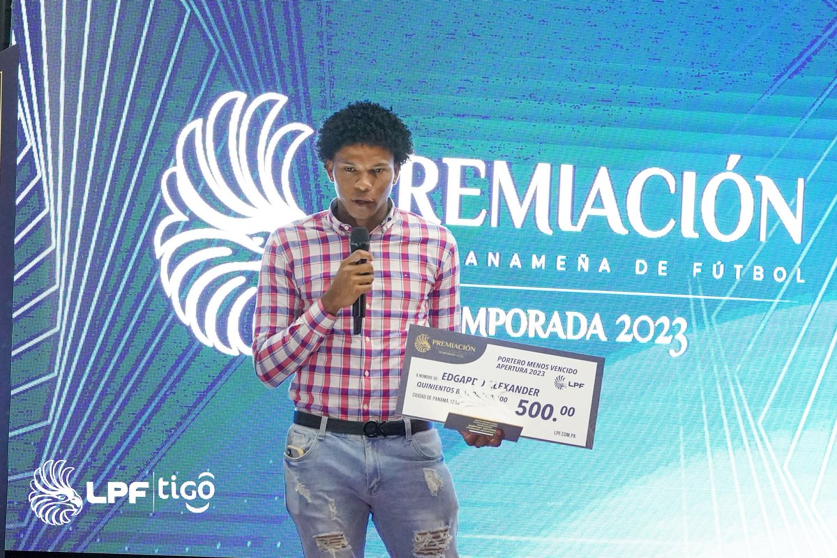 LPFpanama's tweet photo. ¡FELICIDADES EDGARDO!⭐️

Edgardo Alexander del @ArabeUnido_ Portero Menos Vencido del Torneo Apertura 2023. 

#PremiosLPF https://t.co/jHSI14CK32