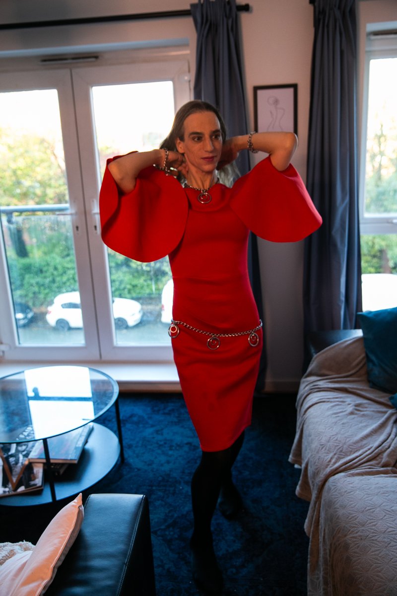 AuriaStasia's tweet photo. A set of me stripping out of my Red Flower-of-Winter dress ^_^ at https://t.co/TloxfDTPSb
photos taken by the beautiful gift that is @apriljonesuk2 https://t.co/co7O9a70T8