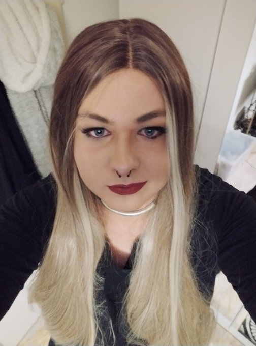 Still alive and kick'n 😘  naughty stuff: https://t.co/YoC9UKfomR https://t.co/tI2hojPSCa<a href="/tag/sissy"class="tags"><span>#sissy</span></a><a href="/tag/crossdresser"class="tags"><span>#crossdresser</span></a><a href="/tag/trannyvideos"class="tags"><span>#trannyvideos</span></a>