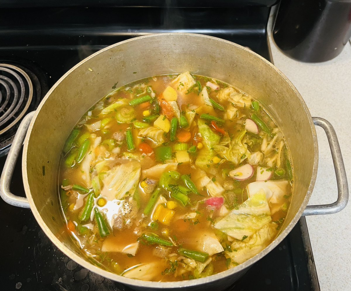 Y’all know what time it is ??? #veggiesoup