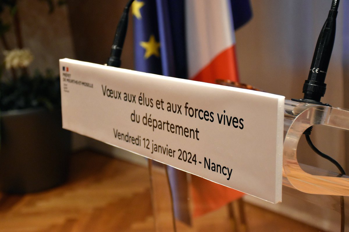 DebordValerie's tweet photo. Aux #voeux2024 aux élus et forces vives du département de Françoise Souliman, @Prefet54, avec l’Etat nous travaillons étroitement pour améliorer le quotidien de nos concitoyens : mobilités, développement économique transition écologique, formation professionnelle @regiongrandest https://t.co/47LLcwx0uQ