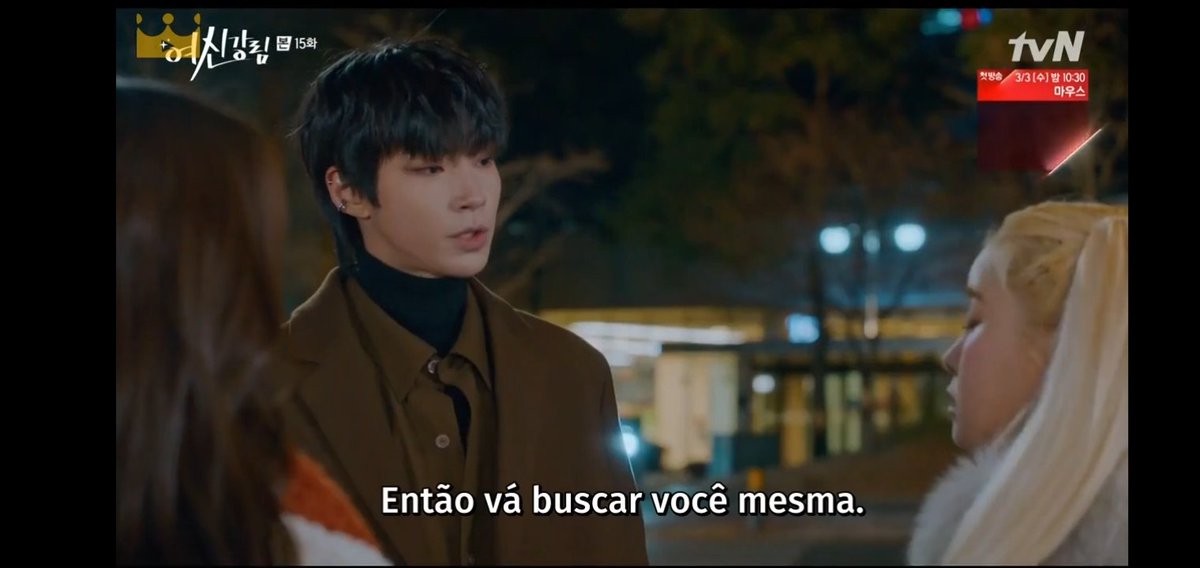 alwaysforglee's tweet photo. ela jogou o sapato longe só pra fazer a jukyung pegar, e ele foi lá e fez isso, seojun é bom demais #TrueBeautyEp15 https://t.co/qnSV06DIw0