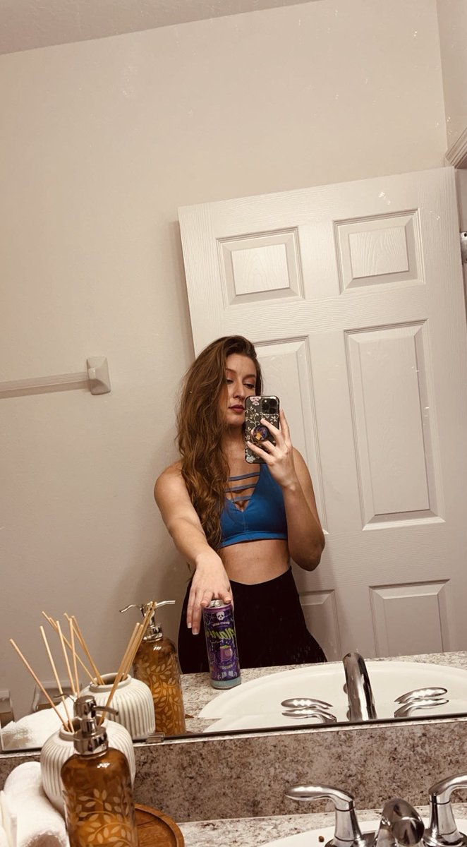 goddessdani32's tweet photo. Fueled by Alani and the cash of pathetic men

Side note for the girlies: Beekman Primer… gym approved!!! 🤩 https://t.co/O3euo2zgaV