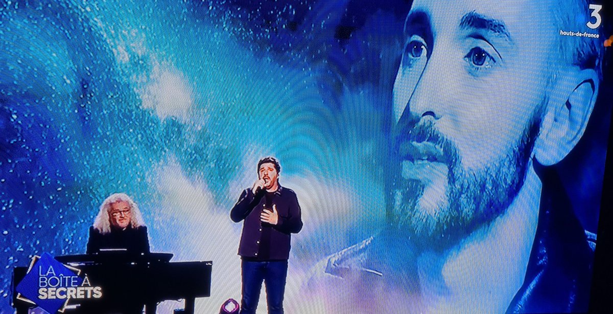 Les larmes aux yeux  #laboiteasecrets 
sublime  JAD 🎤🎹🎶 @cwillem 
@yvan_cassar
@patrickfiorioff