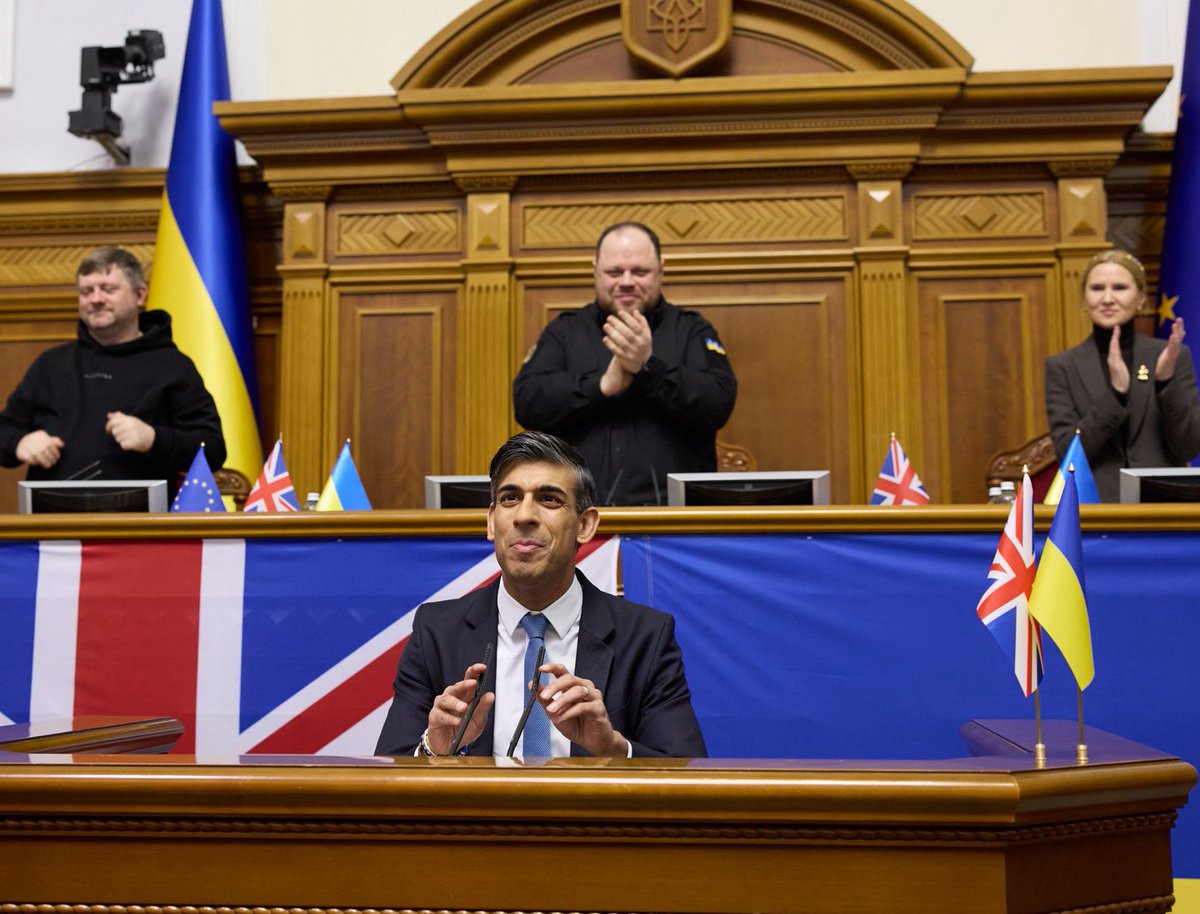 Biz_Ukraine_Mag's tweet photo. “I come from the world’s oldest parliament to address the world’s bravest.”

British PM Rishi Sunak began his address to the Ukrainian Parliament today with an epic first line that captured the historic significance of his speech 

Video of full address: https://t.co/S8EZFnufR9 https://t.co/2yRfpRkIzK