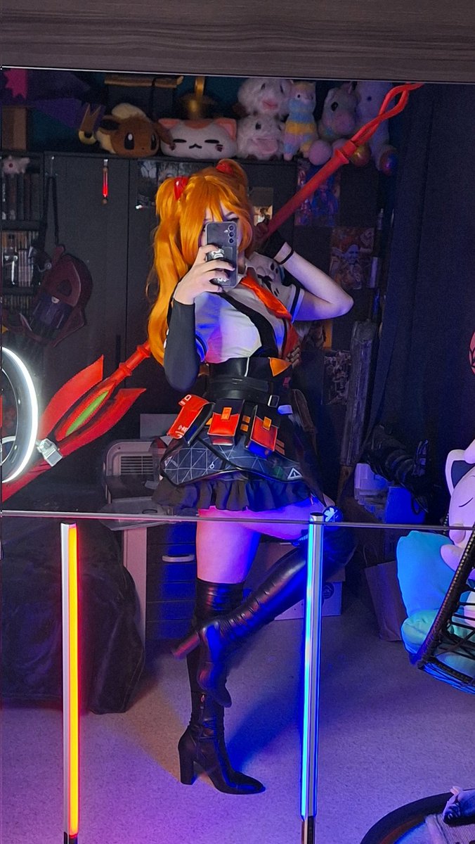 I am still working on this cosplay ;-; 
#cosplay #evangelion #AsukaLangley