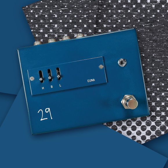 @29pedals excellent and highly sought after EUNA is back in stock! Often thought of as magic in a box... Condition your tone in a way that will keep your ears happy!

#29pedals #buffer #eliteunityamplifier #thesoundparcel