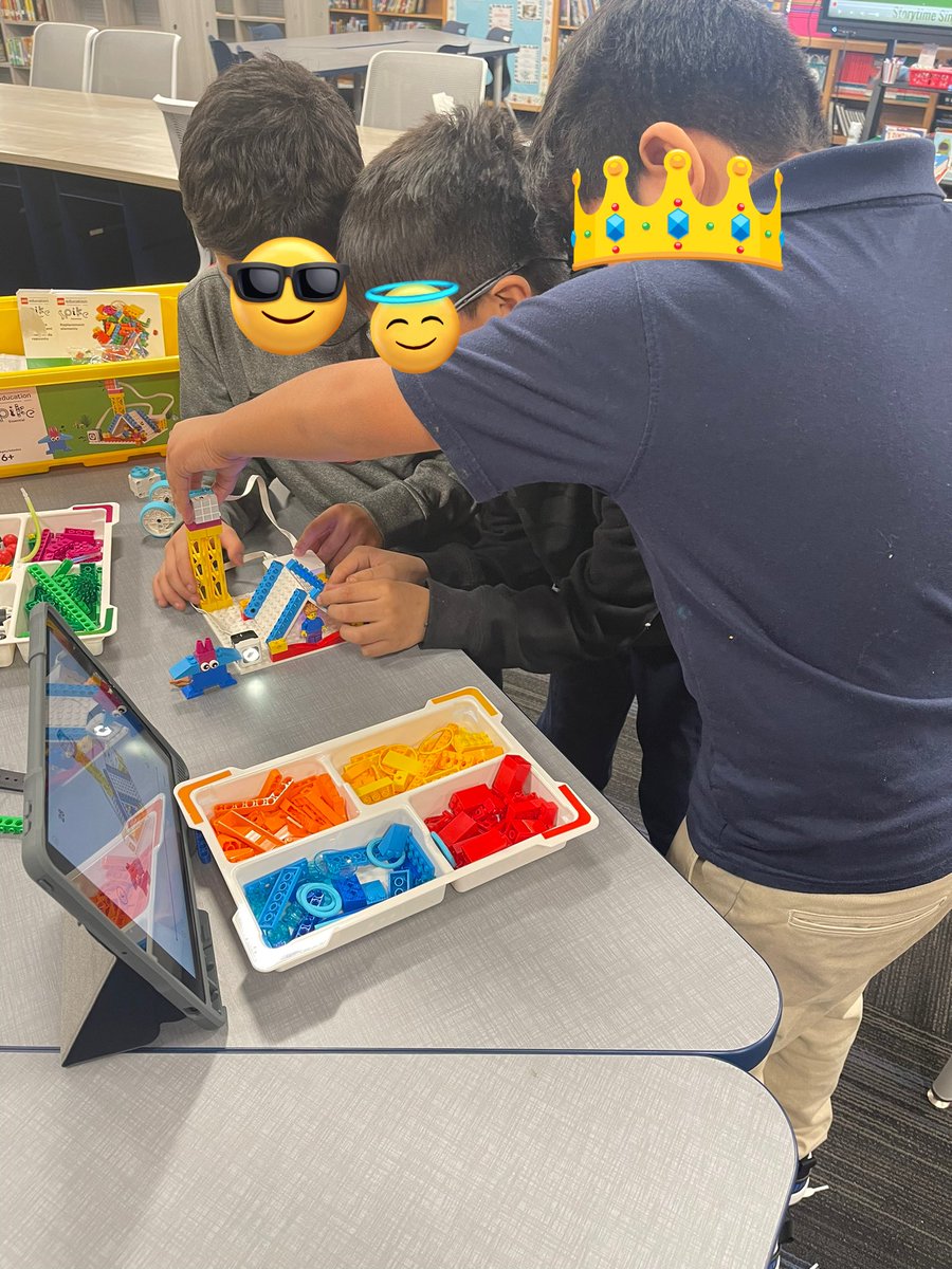 mamccorcle's tweet photo. Learning Legos Spike
@DISD_Libraries @ProjectReadDISD @AngieGaylord @DrElenaSHill @DISDLibrarian https://t.co/VZnpJyX1HG