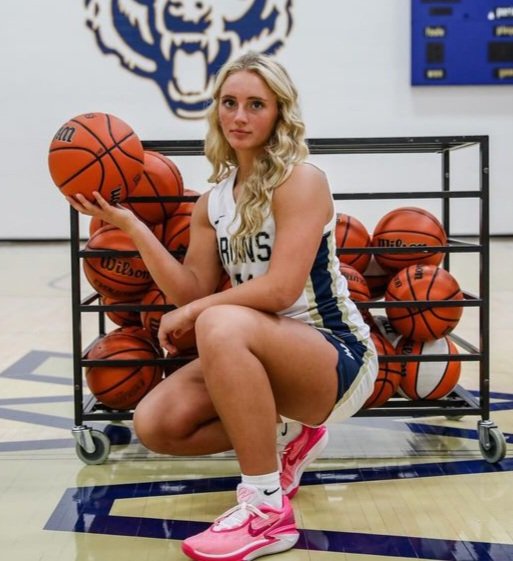 Tri-West Sr <a href="/AttaGarnett/">Atta Garnett</a> posts 17pts (3 triples) 7rbs v Danville