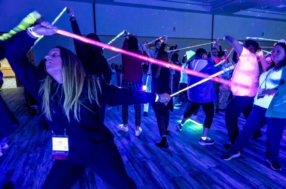 Mrs. Colon tweet media