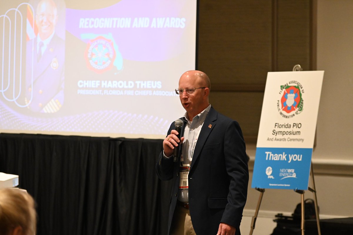 FloridaPIOs's tweet photo. ‼️VIP ALERT‼️
Thank you to @FlFireChiefs President Harold Theus for coming to show his appreciation for PIOs during 2024 Florida PIO Symposium at @floridafirecon. #FAPIO24 https://t.co/kqsOHbfyPD