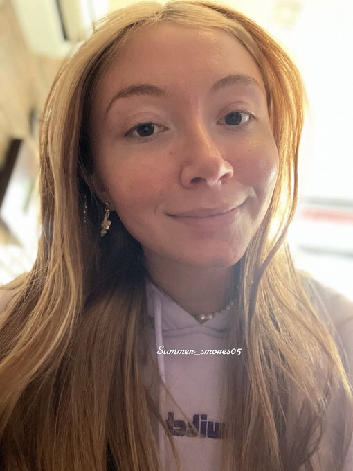 Gm this is me looking at my lunch rn 🥰 https://t.co/8OSFfY24Lv