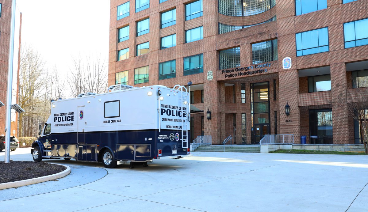 PGPDNews's tweet photo. Here are some photos from our new state-of-the-art mobile crime lab. The 36-foot mobile lab offers the advantage of on-site forensic analysis.
https://t.co/JH0uqJKfhA https://t.co/vVUqOfoLcO