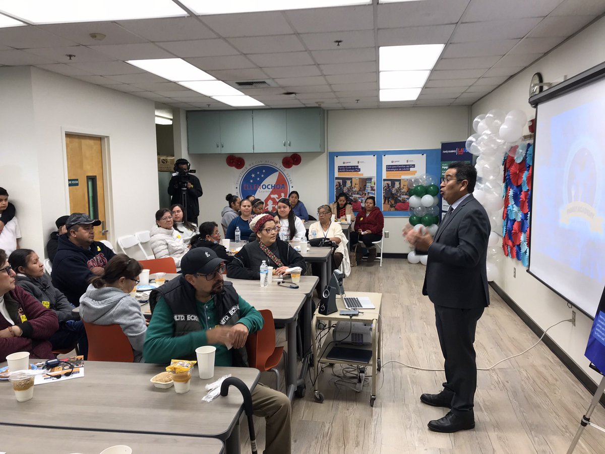 RegEastFamilies's tweet photo. Wonderful day of learning with our families .@EllenOchoaSTEM in their brand new #parentcenter
The .@LASchools Family Guide to the Strategic Plan brought our conversations to life .@LASchoolsEast .@LAUSDSup .@LAUSDfamilies https://t.co/dJ1in6yCzE
