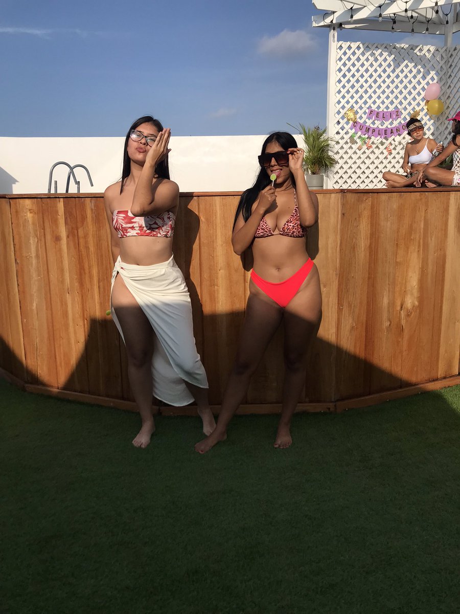 AnguloAlava's tweet photo. Mi Bff siempre apoyándome en todas mis locuras. ❤️
#inspo #style #Look #outfit #outfits #aesthetic #foto #fotografia 
#insta #model #modelo #viral #makeup #gafas #modelshoot https://t.co/vy9XJ4m7Yc