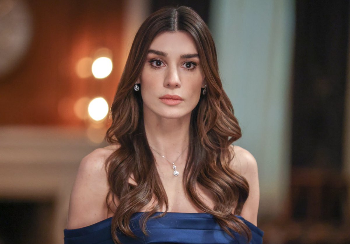 barismeire's tweet photo. Eu sinto que Aslı não ficará muito tempo longe de Kadir,só no episódio 2 ela foi atrás dele 3 vezes.
Han já está sentindo isso 😮💨
#YıldızlarBanaUzak #AsKad https://t.co/vzMLJ7J3iE